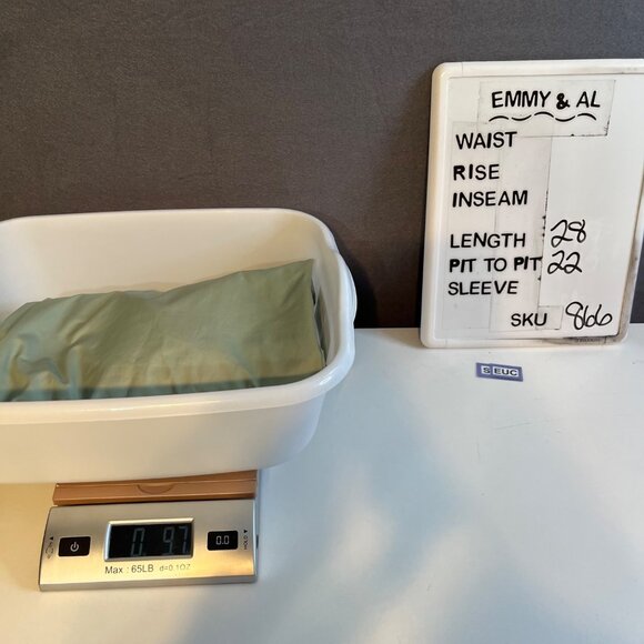 Nike SB Green and Blue Raincoat Lightweight Hooded Design - Picture 14 of 14